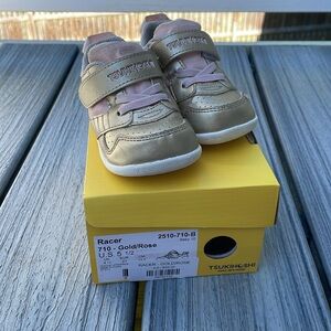 Tsukihoshi Pink and Gold Racer Shoe Size 5.5